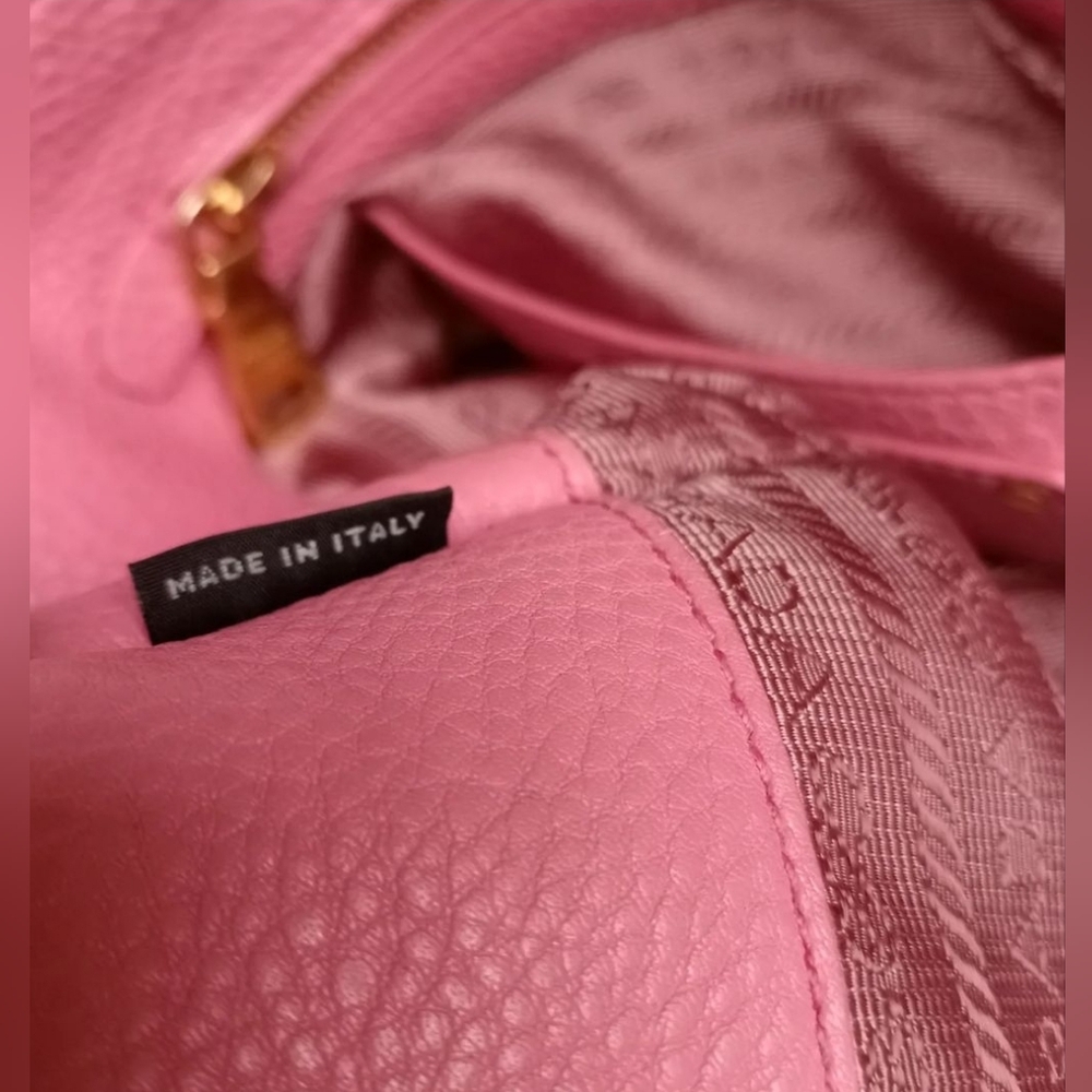 PRADA Vitello Daino Bag. - Picture 9 of 14